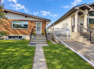 12010 101st St NW, Edmonton, AB T5G2C1