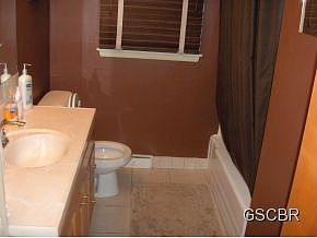 5th image of 2530 S Lakeport St