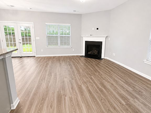 3rd image of 1181 Coopers Ridge Ln