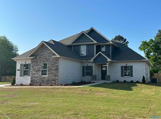 27010 Red Acres Ln, Athens, AL 35613