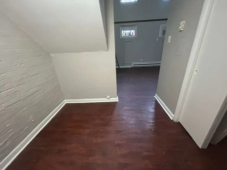 1215 Pine St #17 — Photo 8