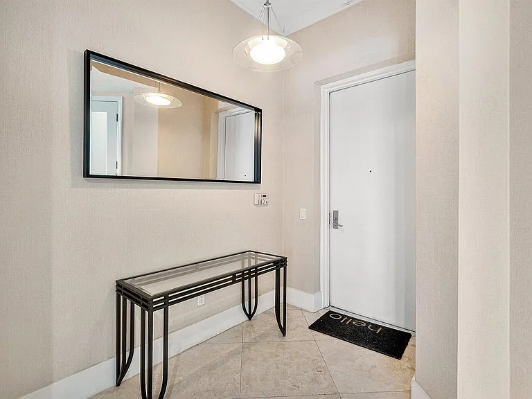 2640 Lake Shore Dr #107 — Photo 23
