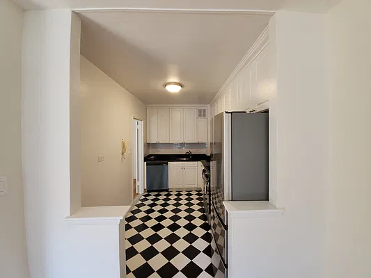 Rented by NYC Realty Brokers LLC | media 15