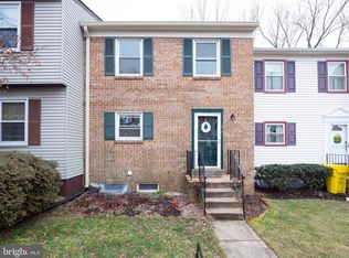 2049 Lake Grove Ct, Crofton, MD 21114