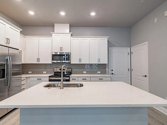 4th image of 1342 Saltgrass Ct