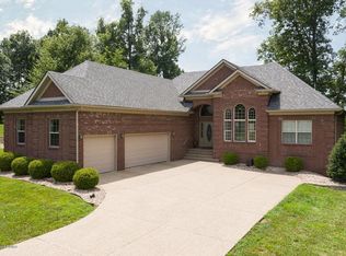 1039 Mill Brook Cir, Shepherdsville, KY 40165