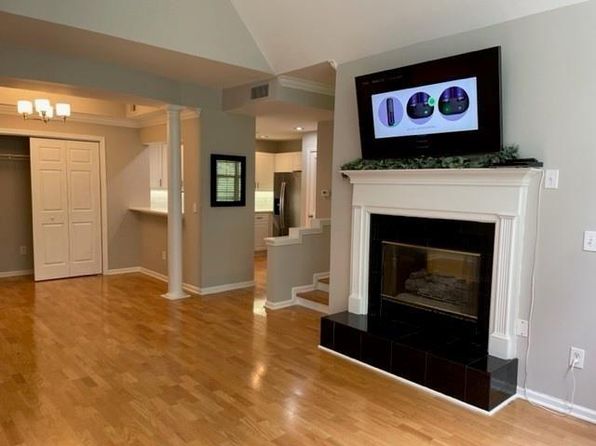 3636 Habersham Rd NW APT 1402