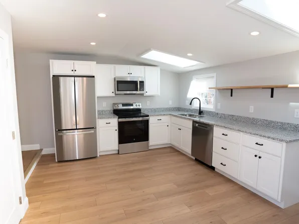 29 Pleasant Street, 29 Pleasant St #201, Saco, ME 04072