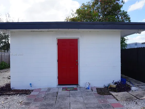 1106 NW 11th Ct, Fort Lauderdale, FL 33311