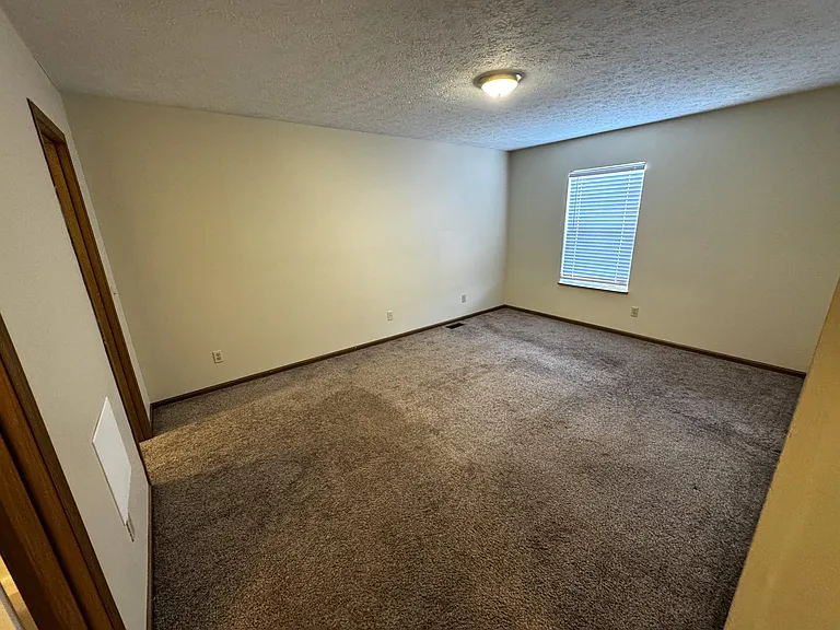 3632 Harris Ave NW — Photo 5