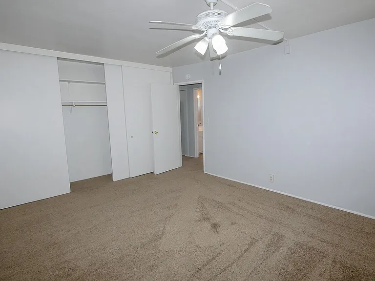 2835 Polk Ave — Photo 19