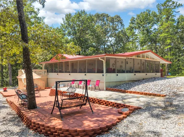 411 Stribling Shoals Rd, Walhalla, SC 29691