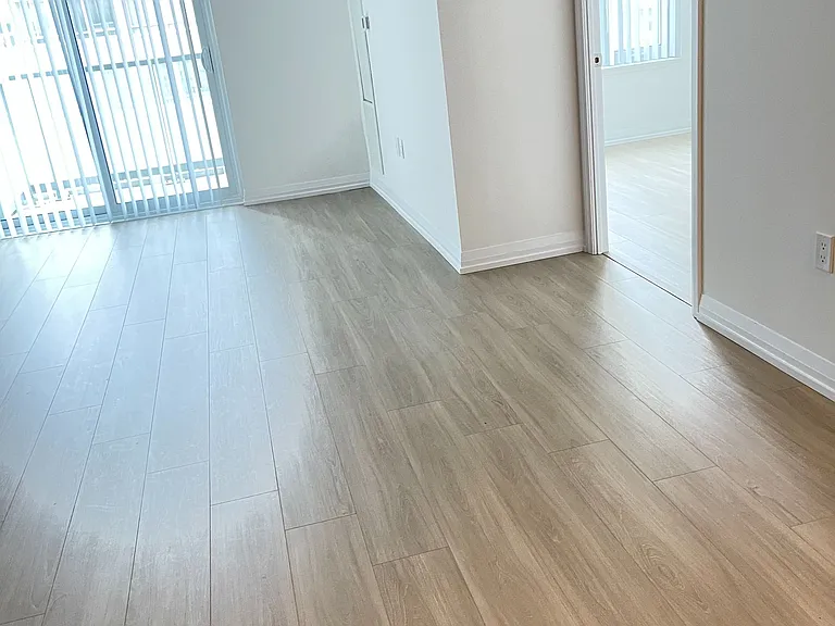50 Dunfield Ave E #914 — Photo 6