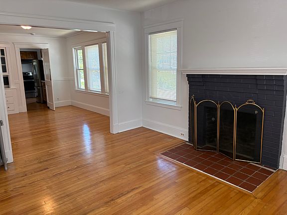 3rd image of 541 School St Floor 2