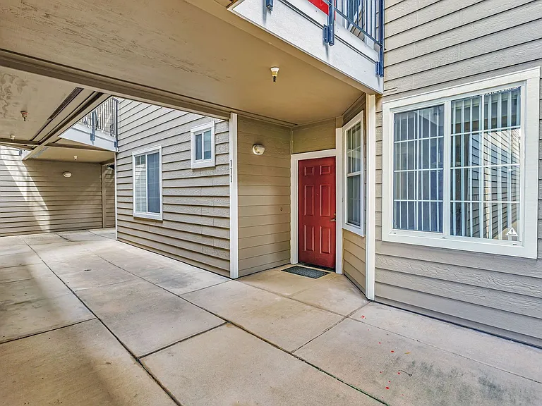 250 Santa Fe Ter #111 — Photo 12