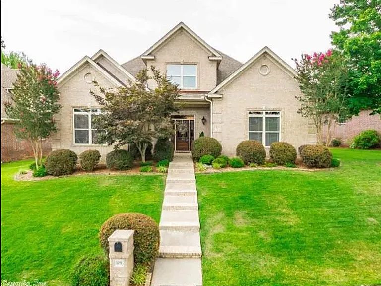 1st image of 109 Wellington Colony Ct