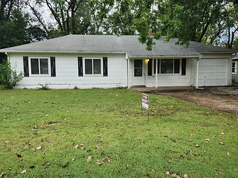 3573 SW Kerry Ave — Photo 5