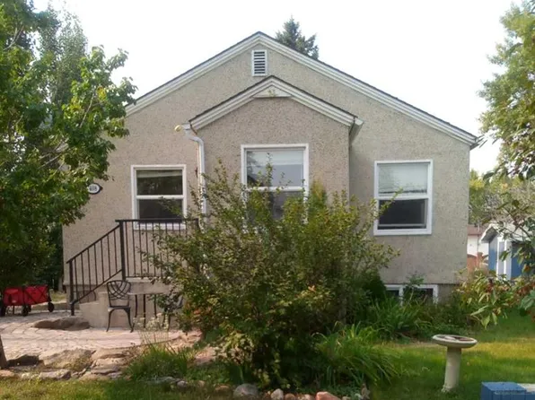 408 2nd St S, Vulcan, AB T0L 2B0