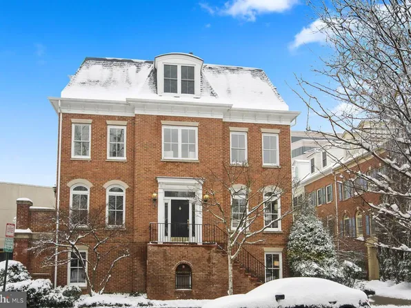 5316 43rd St NW, Washington, DC 20015
