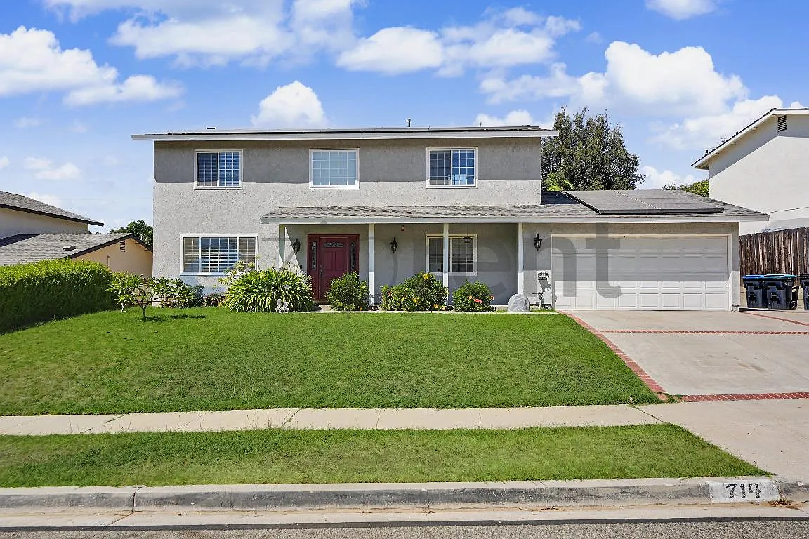 4 bed, 1638 sqft, $4,300 — Photo 1
