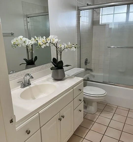 2561 Mayfield Ave — Photo 13