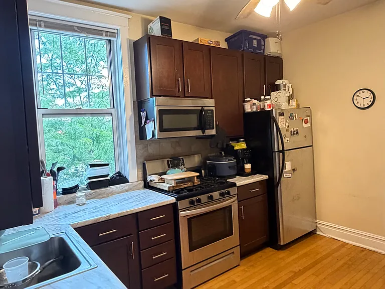 4106 N Damen Ave #1 — Photo 4