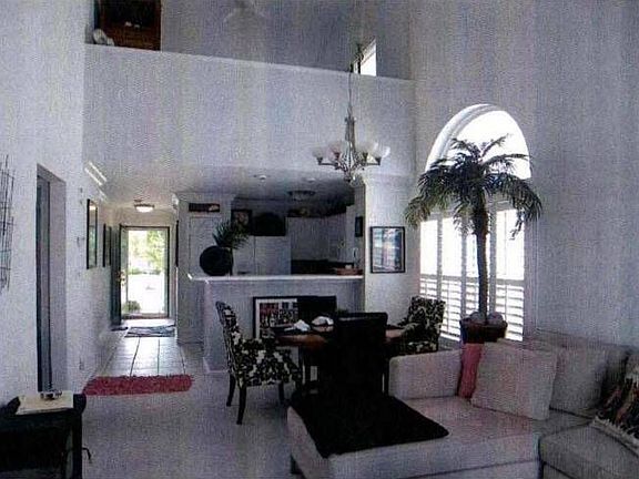 Living room to Kitchen