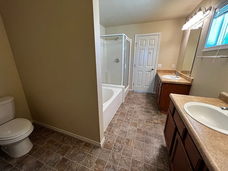 1391 Foreman Rd — Photo 18