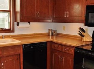 1223 S Lawe St, Appleton, WI 54915