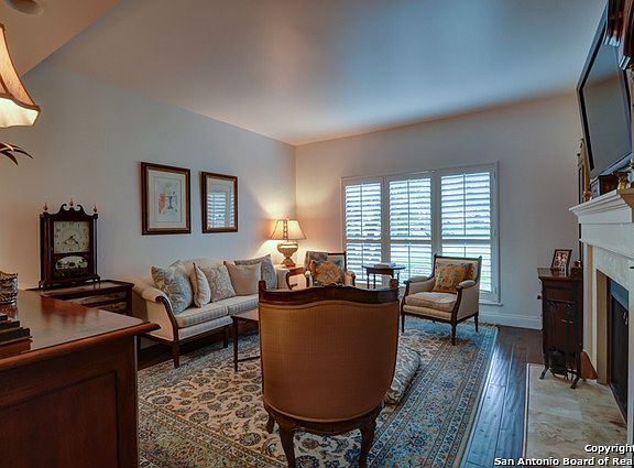 5th image of 124 Montclair Ave