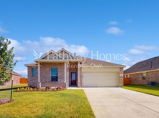 944 Rusty Spur Ln, Haslet, TX 76052