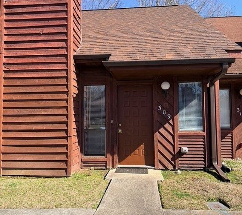 1st image of 309 Rock Knoll Dr