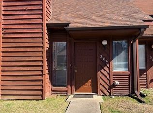 309 Rock Knoll Dr, Greenwood, SC 29649