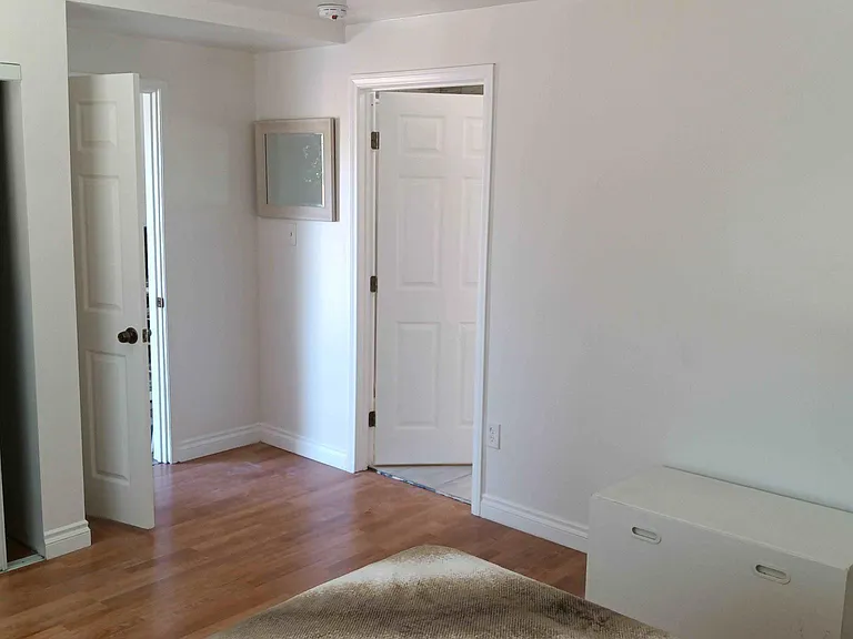 1514 Ewing St — Photo 6