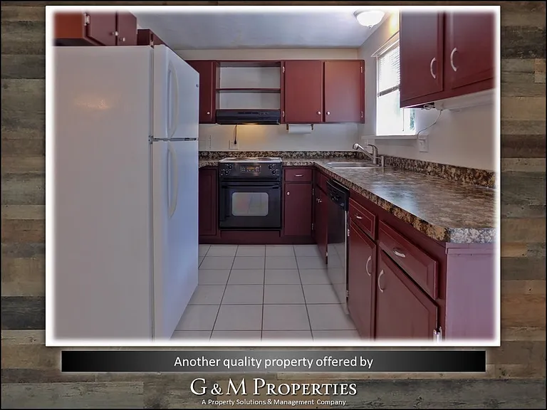 1074 Mount Hope Ave #G — Photo 11