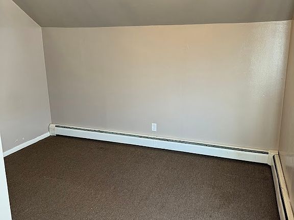 5th image of 1524 13th Ave E