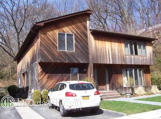 81 Juniper Rd, Port Washington, NY 11050