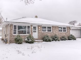 223 Sherman Ave, Montgomery, IL 60538