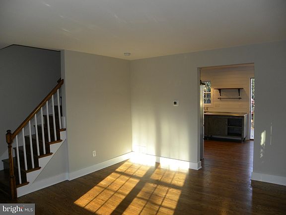 4th image of 609 Ramsey St