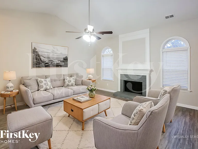 11300 Fox Hill Dr — Photo 5