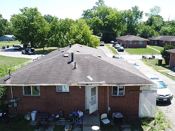 4th image of 1641-1643 Carstare Dr