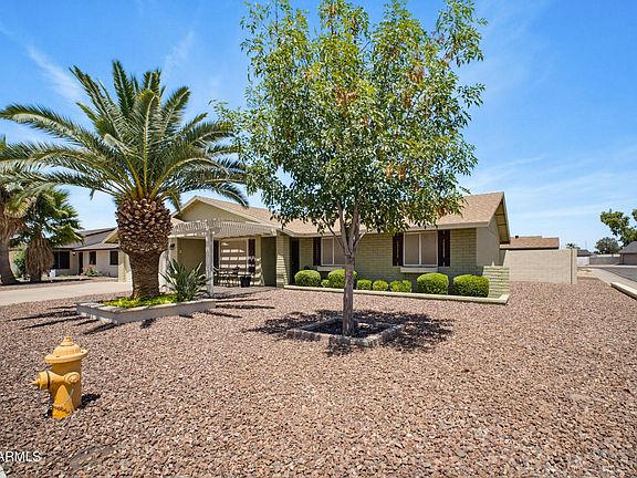 3rd image of 4120 W HELENA Drive
