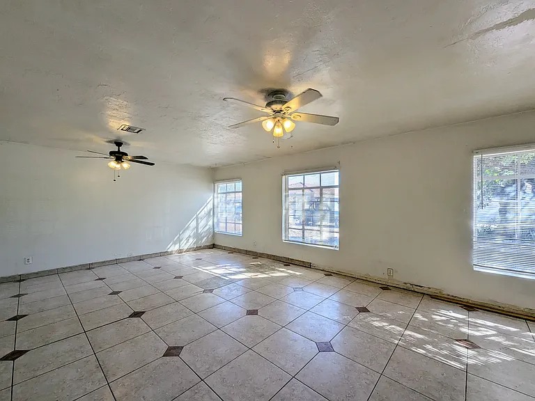 1314 W Whitton Ave #1 — Photo 12