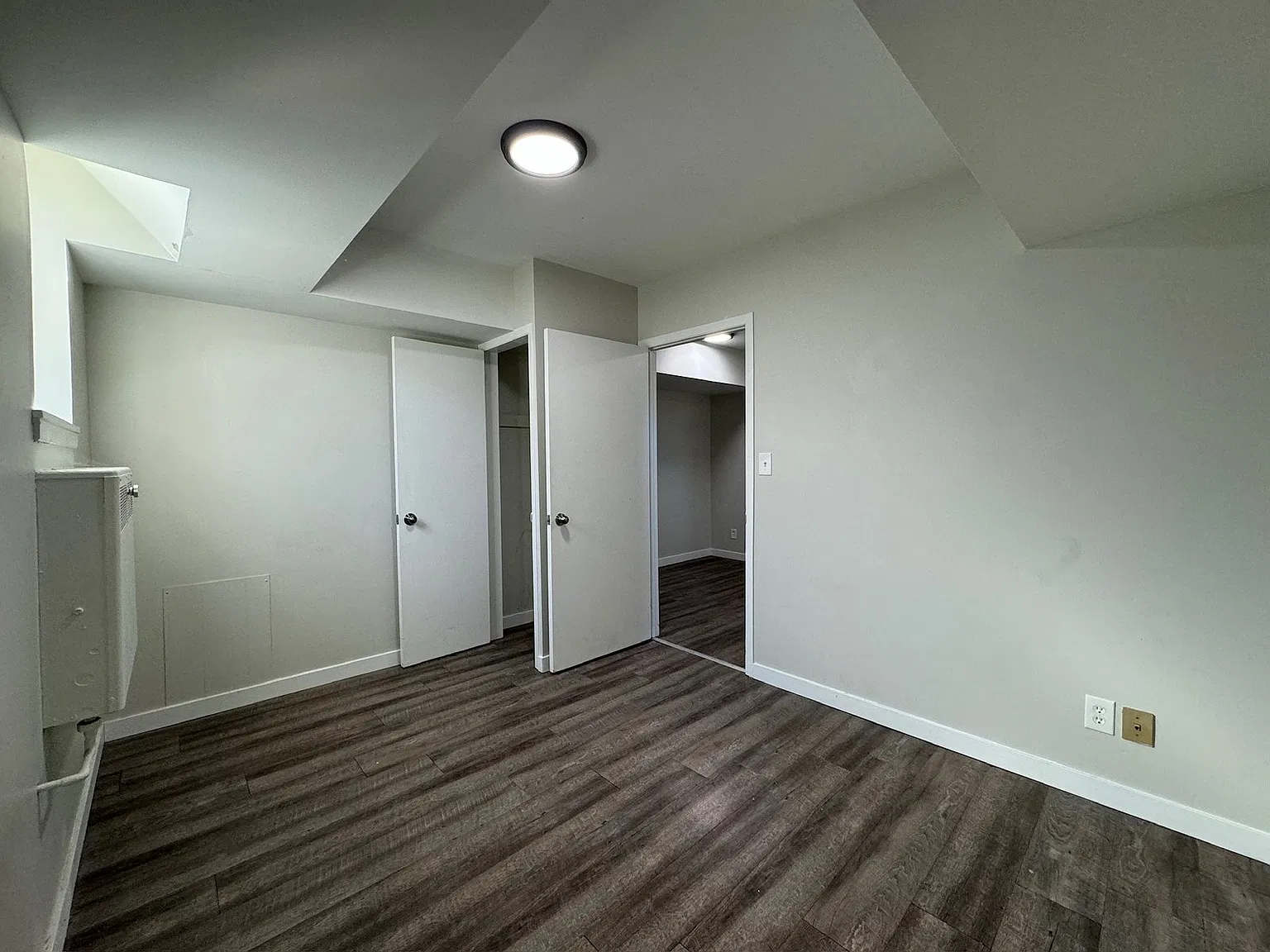 416 Nelson St — Photo 3