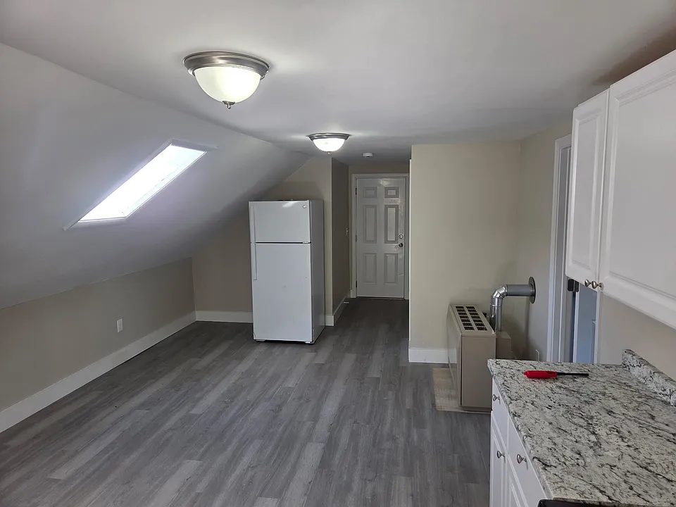 1441 Pleasant St #3