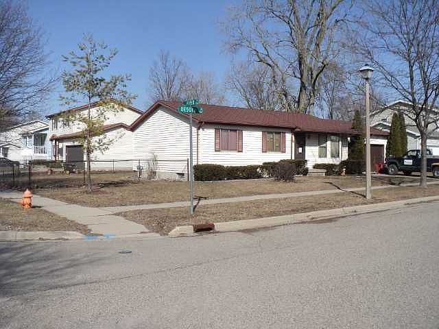 1st image of 2128 Desoto Dr