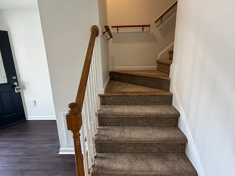 103 Wimbledon Ct — Photo 36