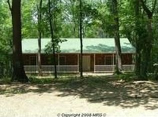 1323 Birch Grove Ln, Berkeley Springs, WV 25411