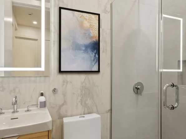 43 West 8th Street image 8 of 13