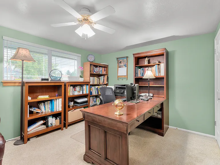 2405 E Sundown Ave — Photo 28